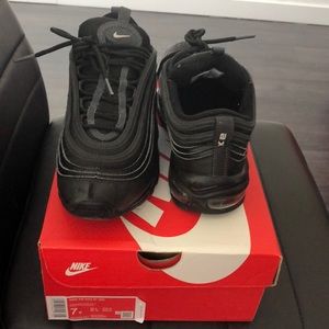 Nike AirMax 97